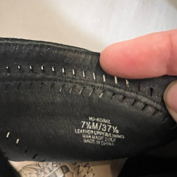 Vince Camuto Suede Peep-Toe Ankle Boots Sandals 7.5 - Picture 6 of 6